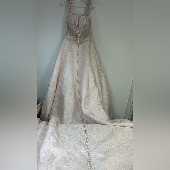 LO’ ADORO Nude Blush Corset Bodice Brocade Elegant Lace Wedding Dress - Picture 14 of 16